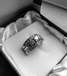 Wedding Ring Sell